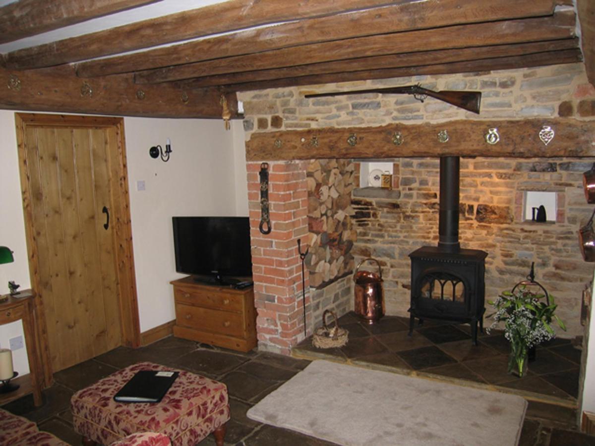 Harpe Cottage Wilmcote Exterior photo